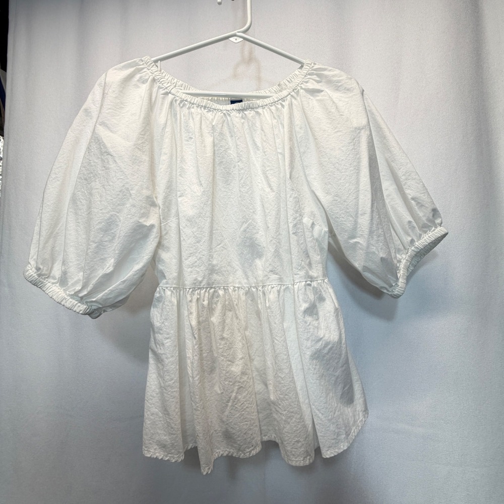 Old Navy Blouse Women‎ Medium White Puff Sleeve Cutout Back Peplum Cotton Top